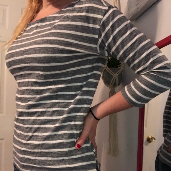 J Crew Top😊 - Picture 3 of 4